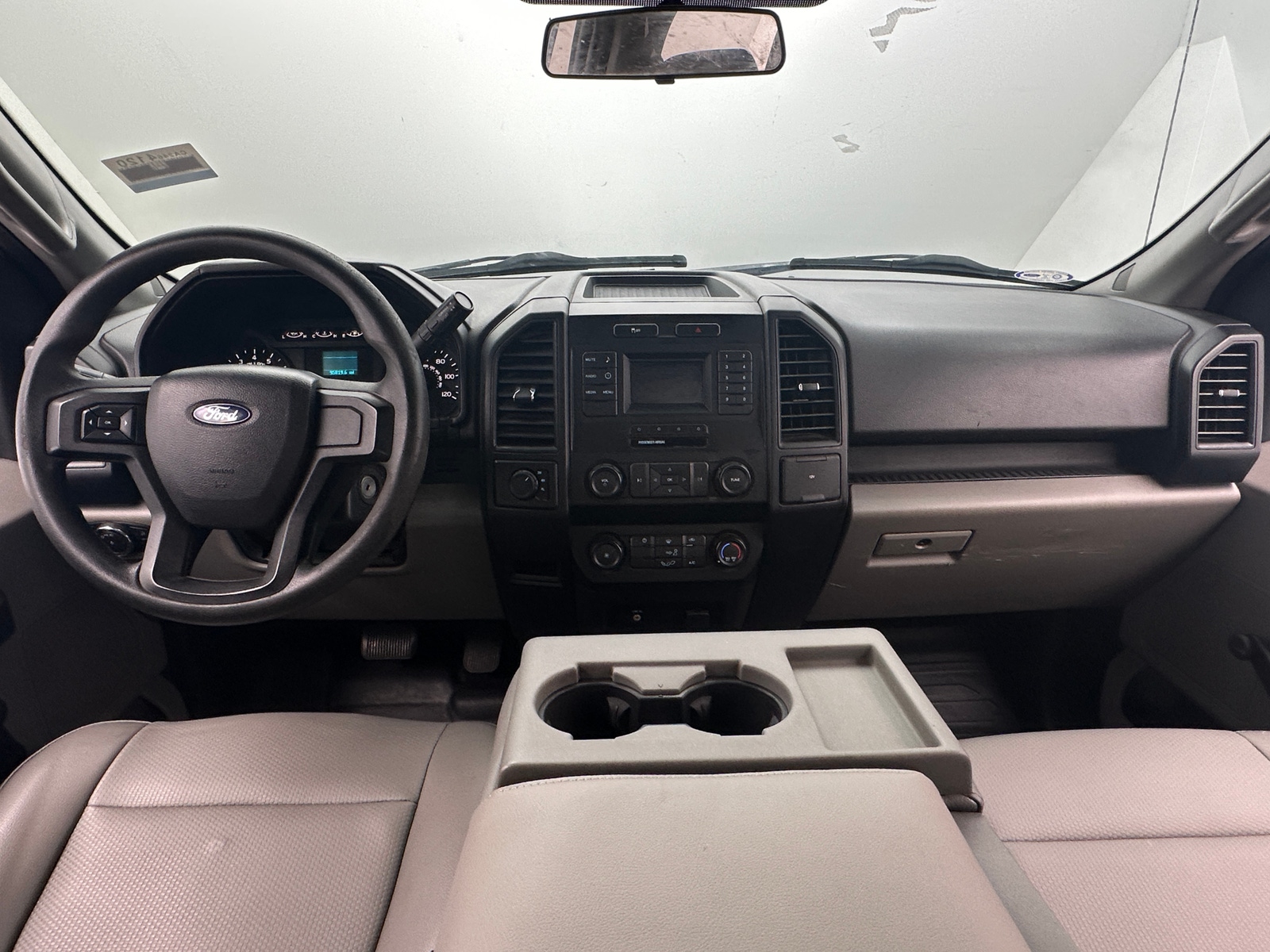 Thumbnail: 2015 Ford Econoline - 3