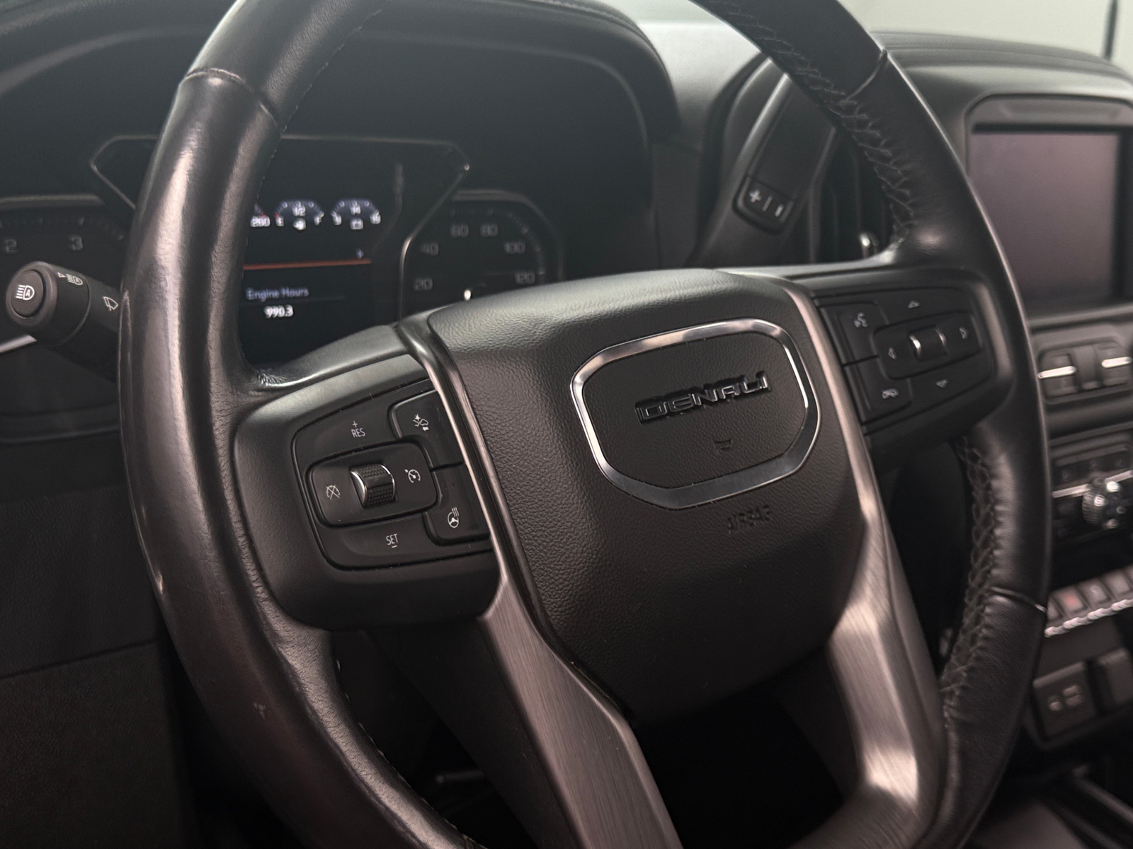 Thumbnail: 2022 GMC Sierra 3500 - 4