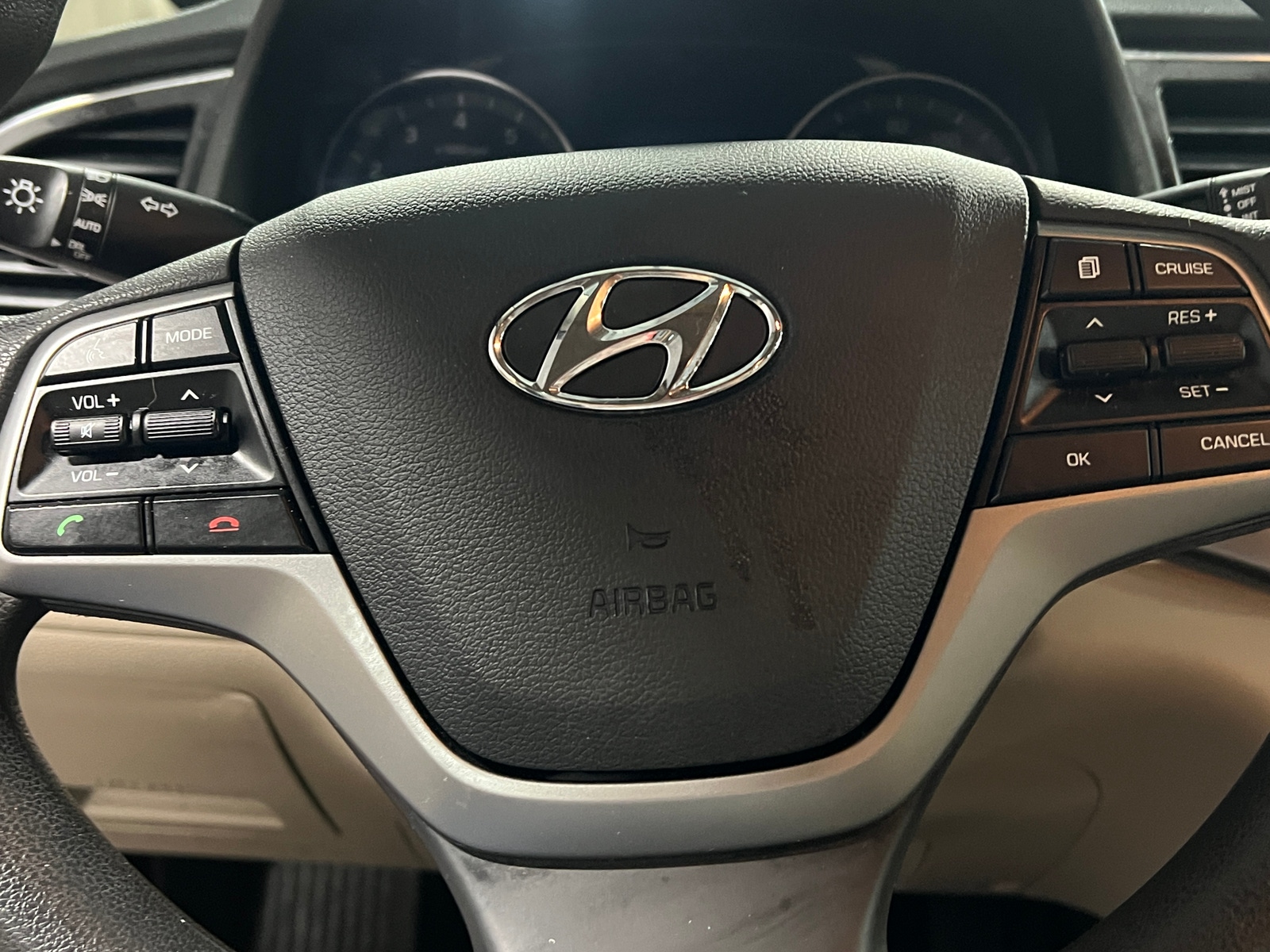 Thumbnail: 2018 Hyundai Elantra - 5
