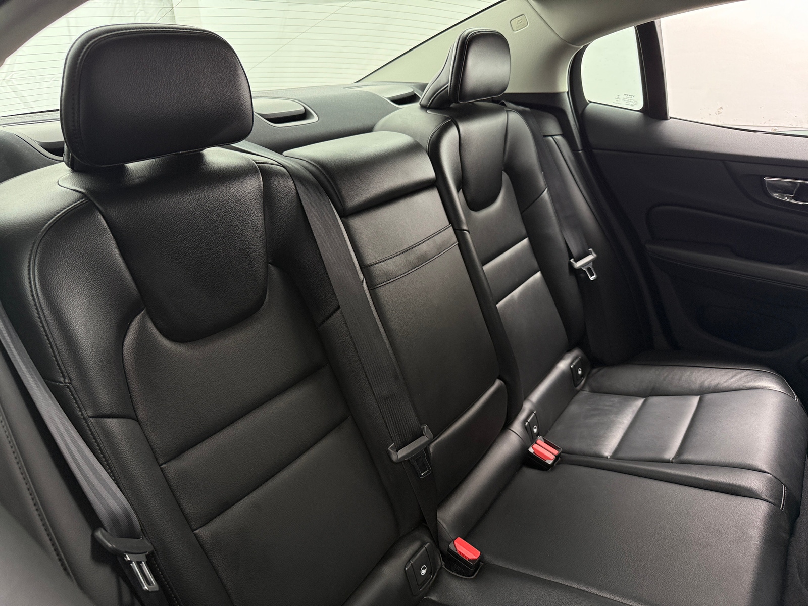 Thumbnail: 2019 Volvo S60 - 5