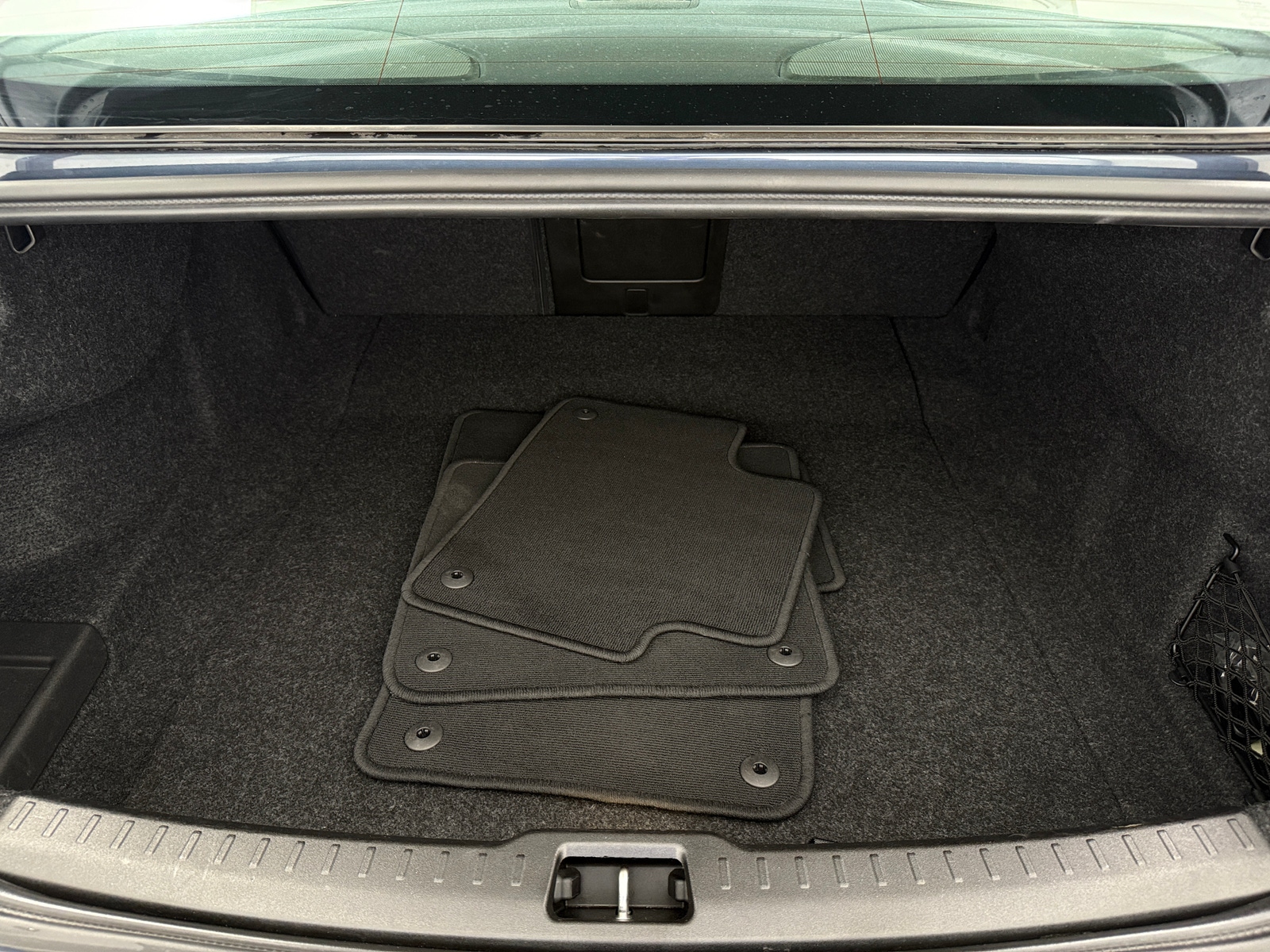 Thumbnail: 2019 Volvo S60 - 6