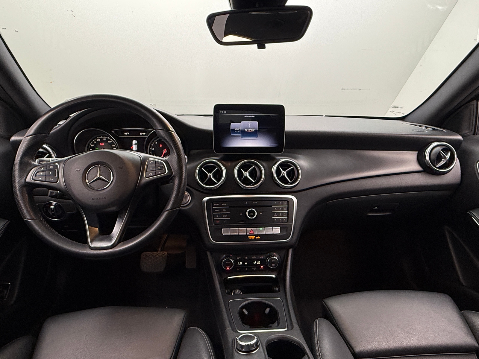 Thumbnail: 2019 Mercedes-Benz GLA - 2