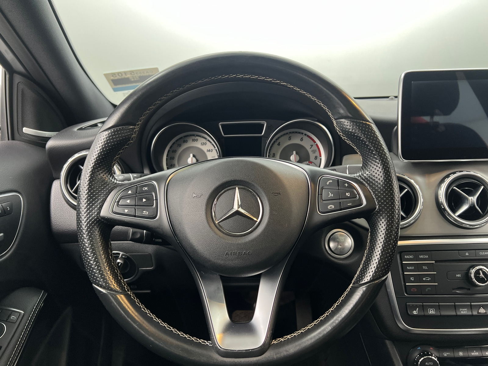 Thumbnail: 2016 Mercedes-Benz GLA - 4