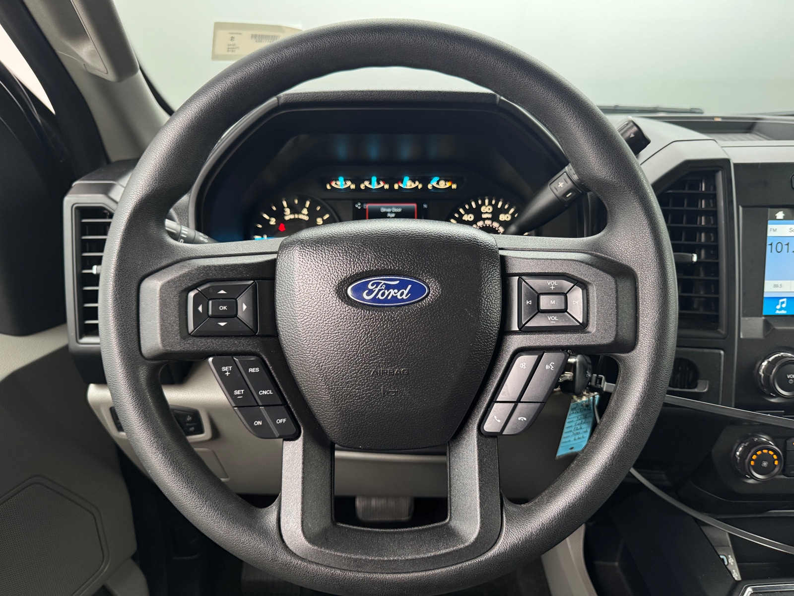 Thumbnail: 2018 Ford Econoline - 5