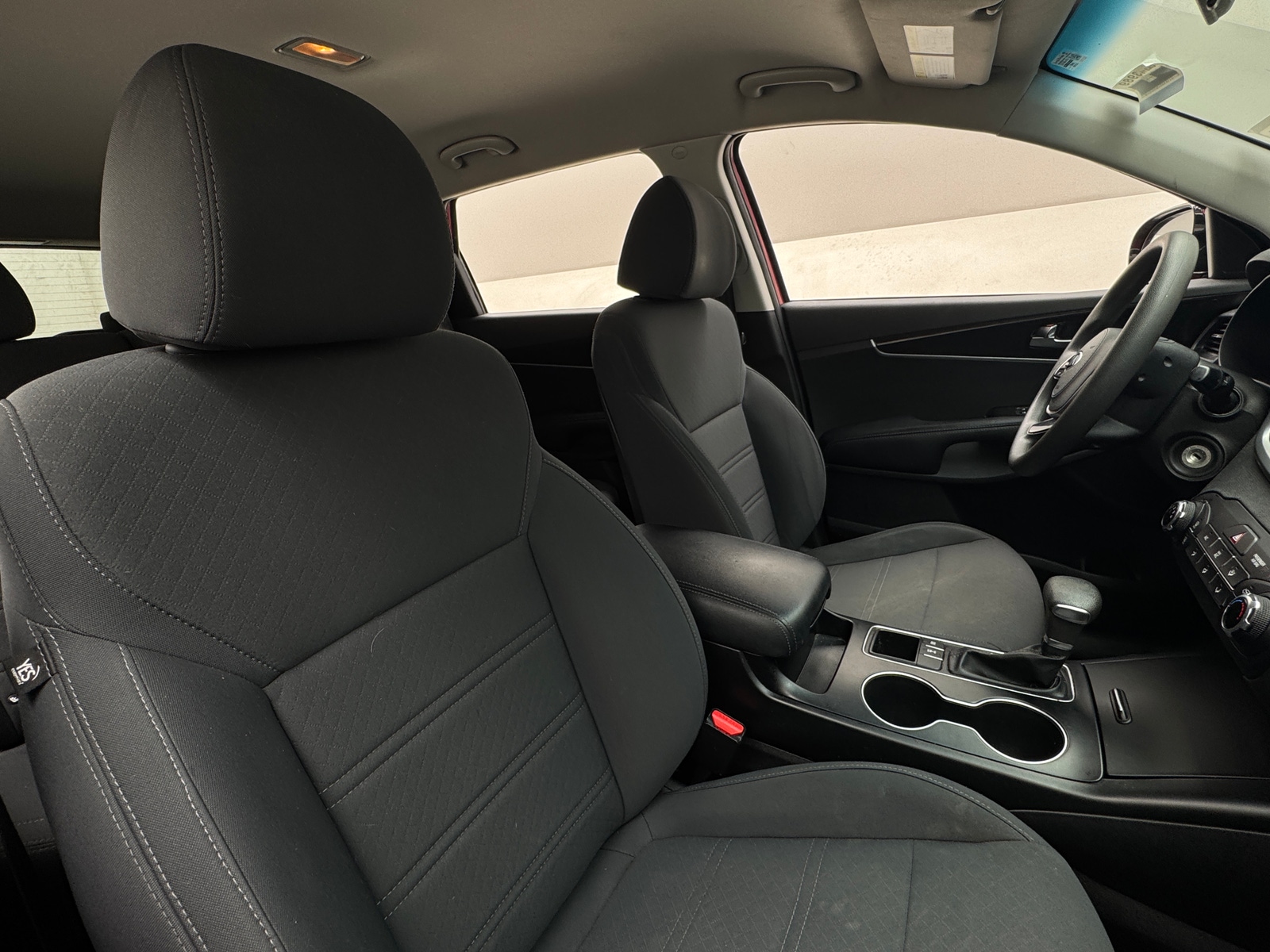 Thumbnail: 2019 Kia Sorento - 2