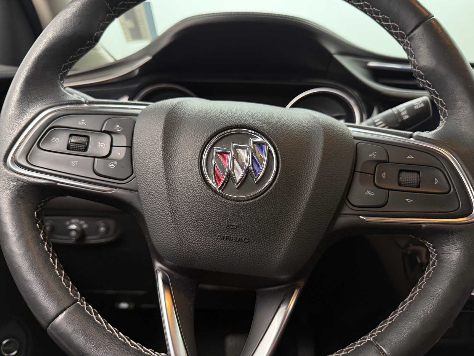 Thumbnail: 2020 Buick Encore GX - 4