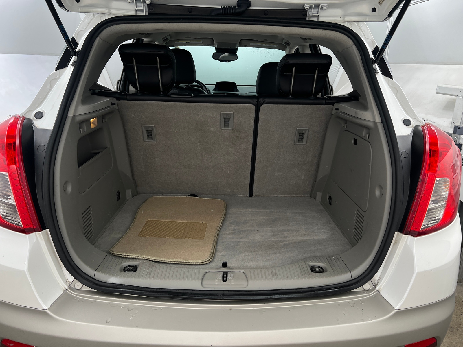 Thumbnail: 2015 Buick Encore - 6