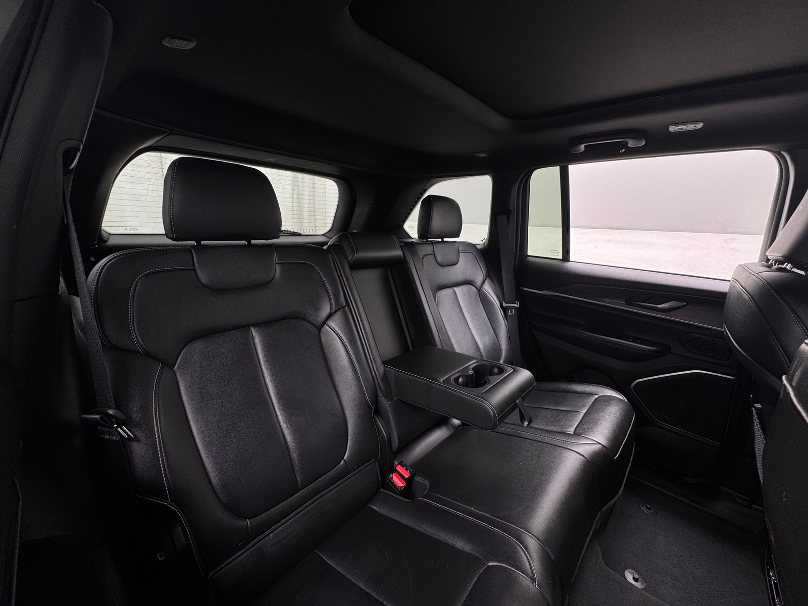 Thumbnail: 2024 Jeep Grand Cherokee - 5