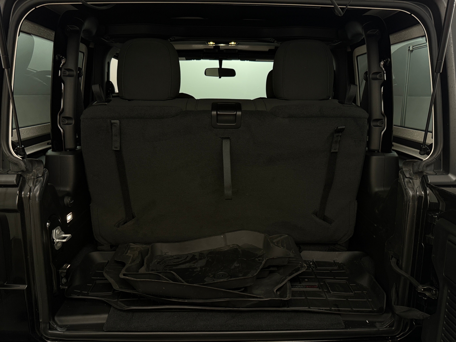 Thumbnail: 2019 Jeep Wrangler - 7