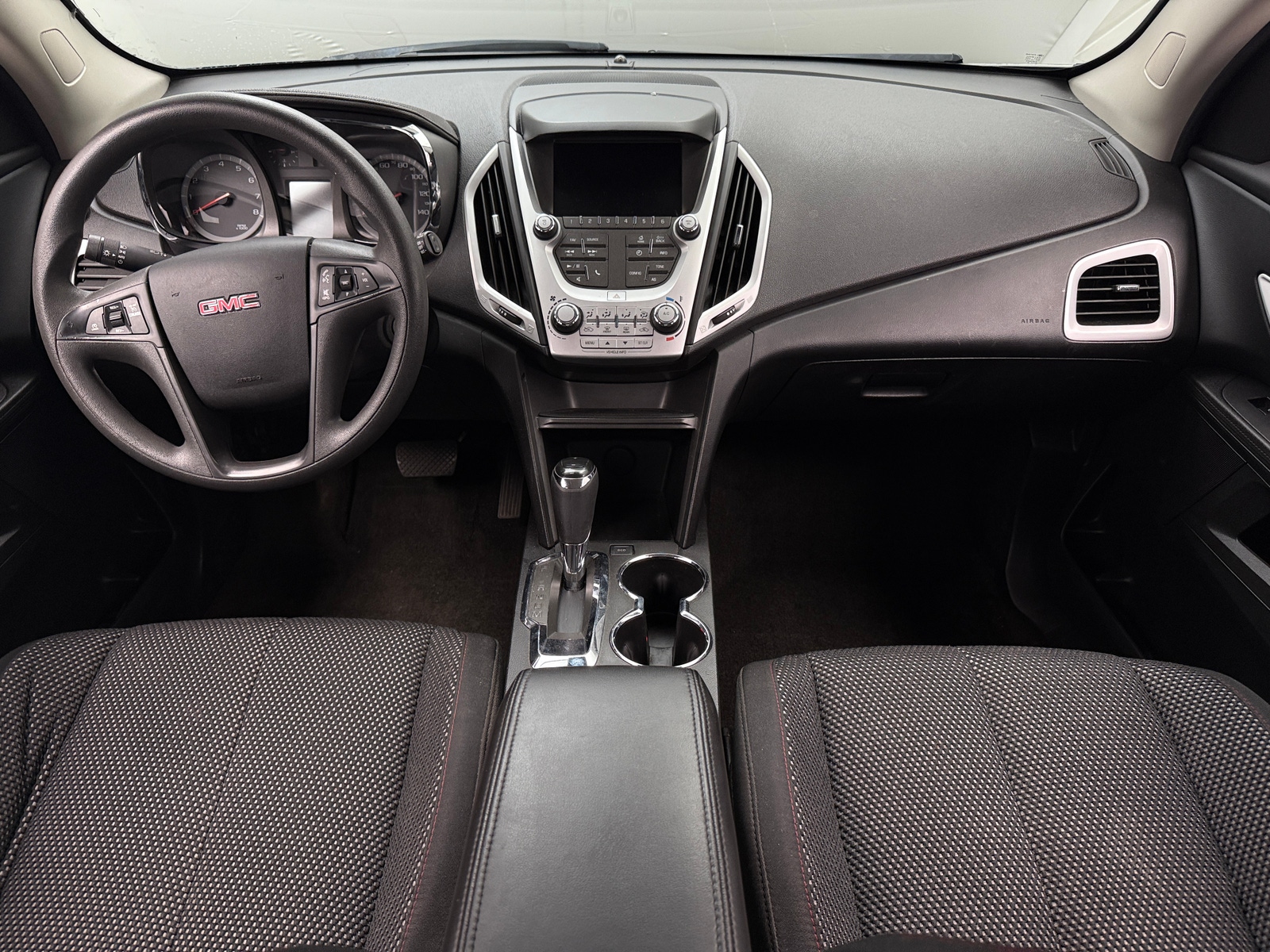 Thumbnail: 2017 GMC Terrain - 3