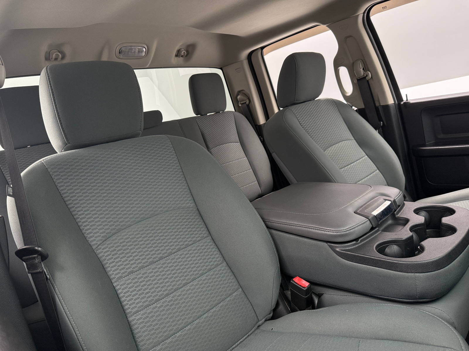 Thumbnail: 2019 RAM 1500 Classic - 2