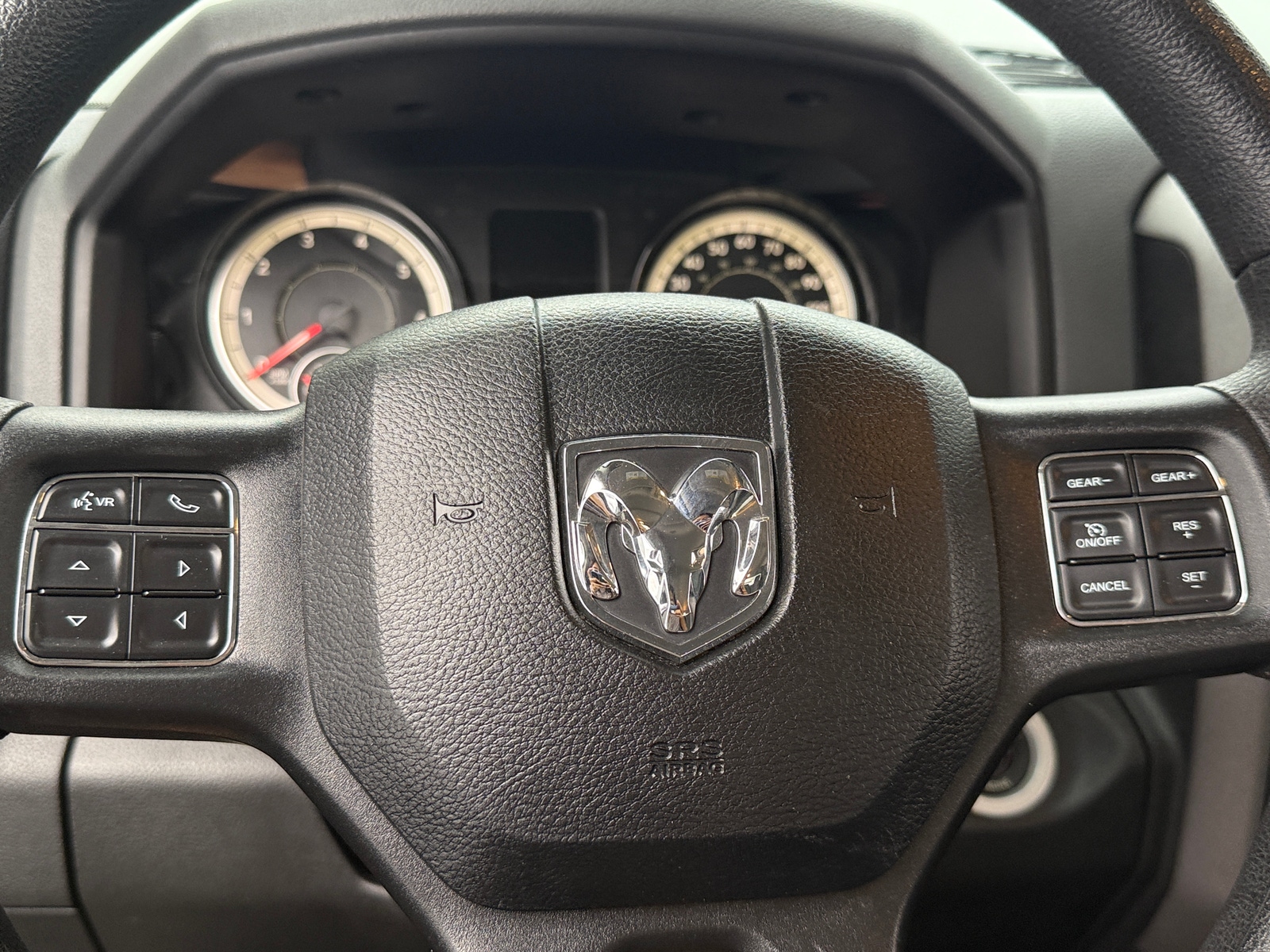 Thumbnail: 2019 RAM 1500 Classic - 5