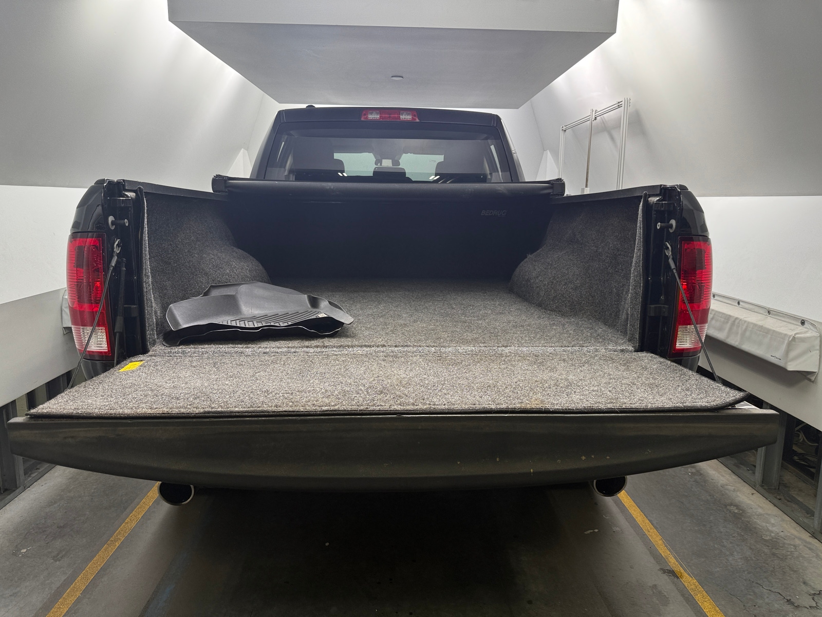 Thumbnail: 2019 RAM 1500 Classic - 7