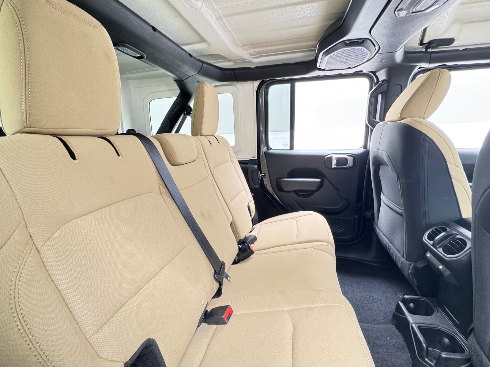 Thumbnail: 2018 Jeep Wrangler - 6