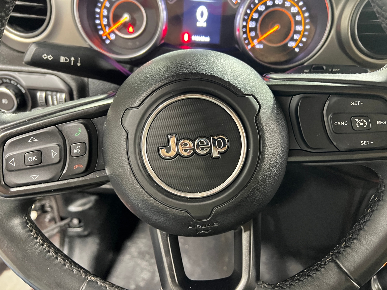 Thumbnail: 2018 Jeep Wrangler - 5