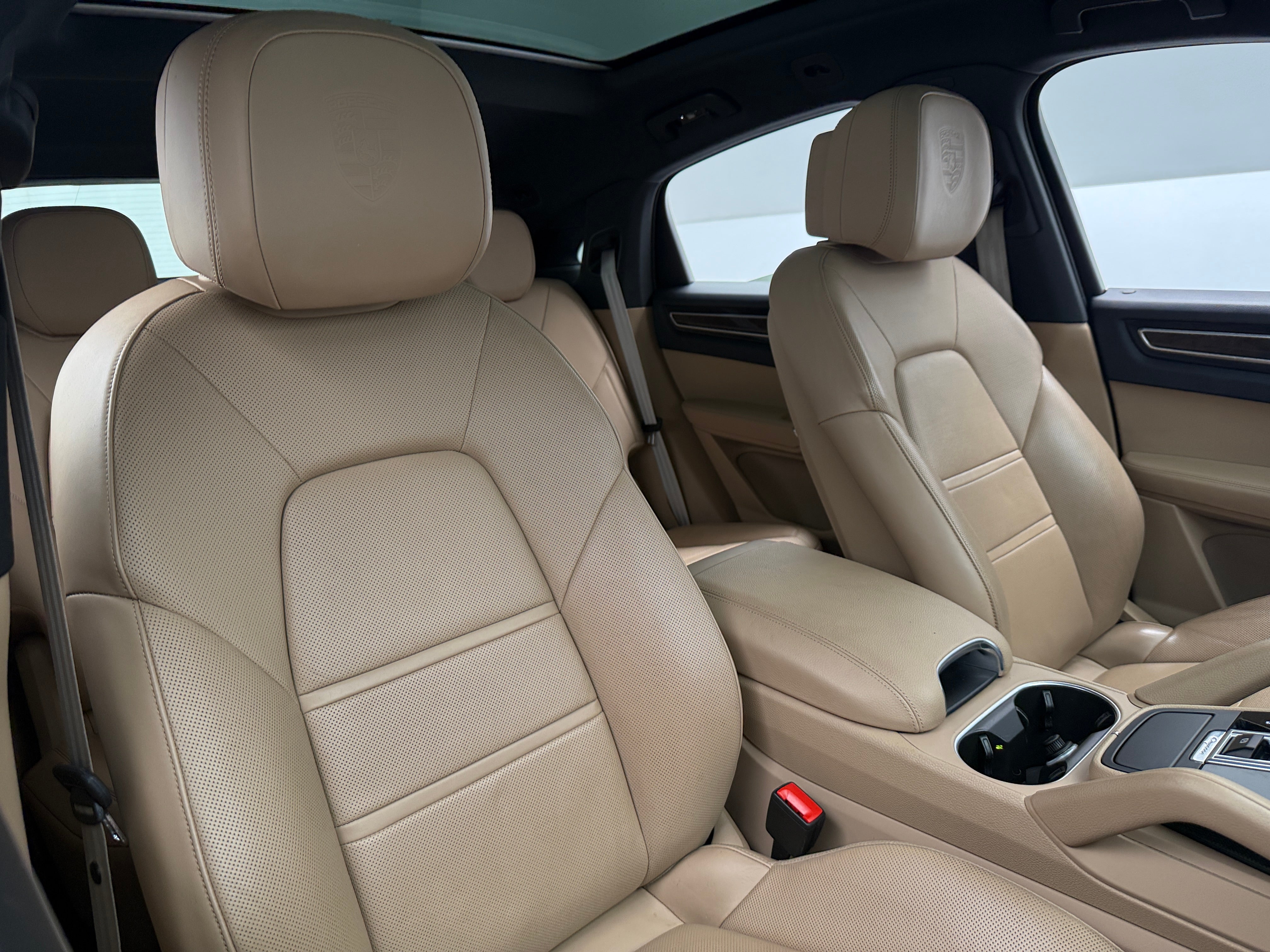 2022 Porsche Cayenne Coup