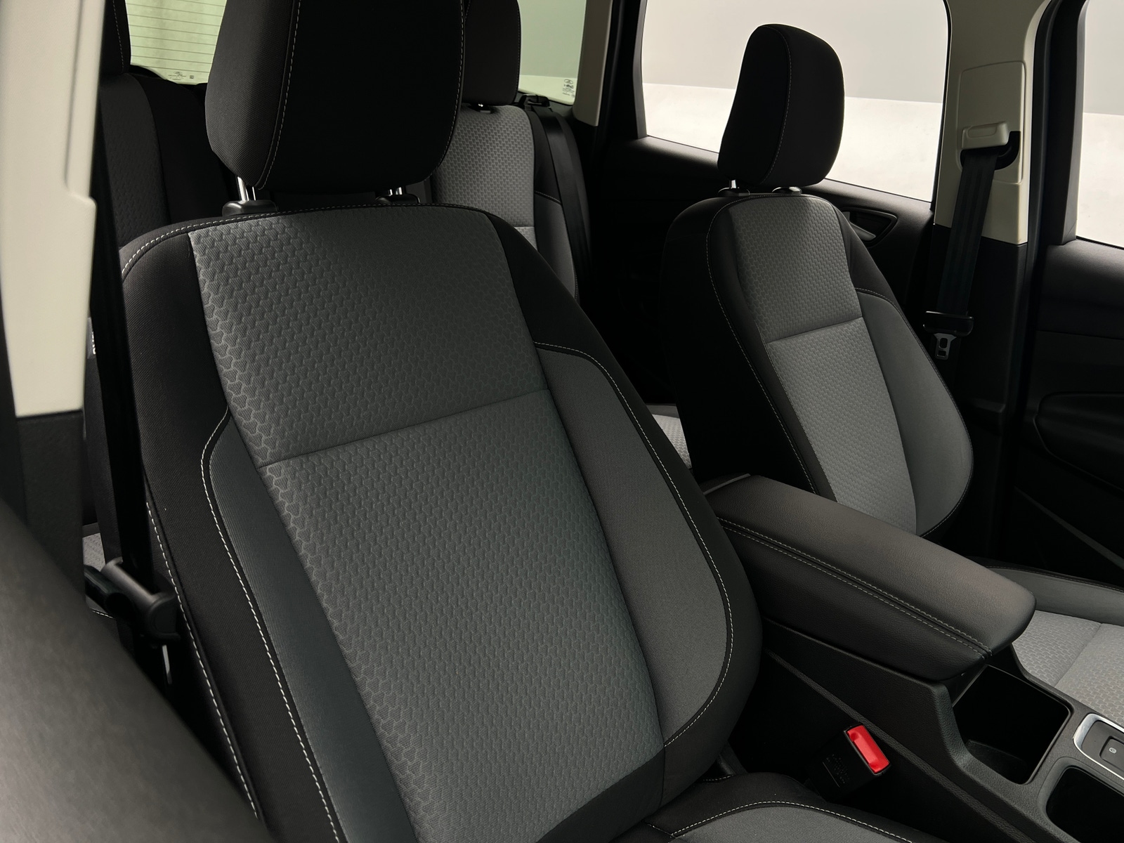 Thumbnail: 2018 Ford Escape - 2