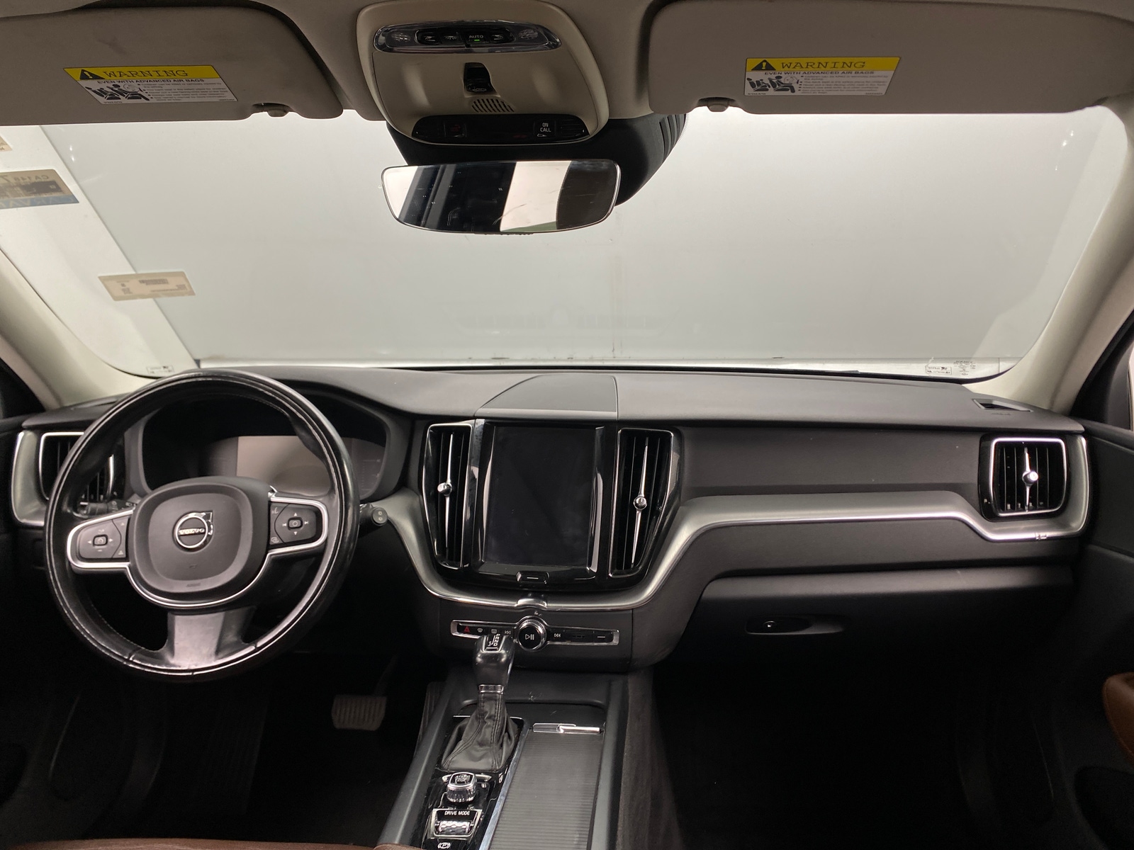 Thumbnail: 2019 Volvo XC60 - 2