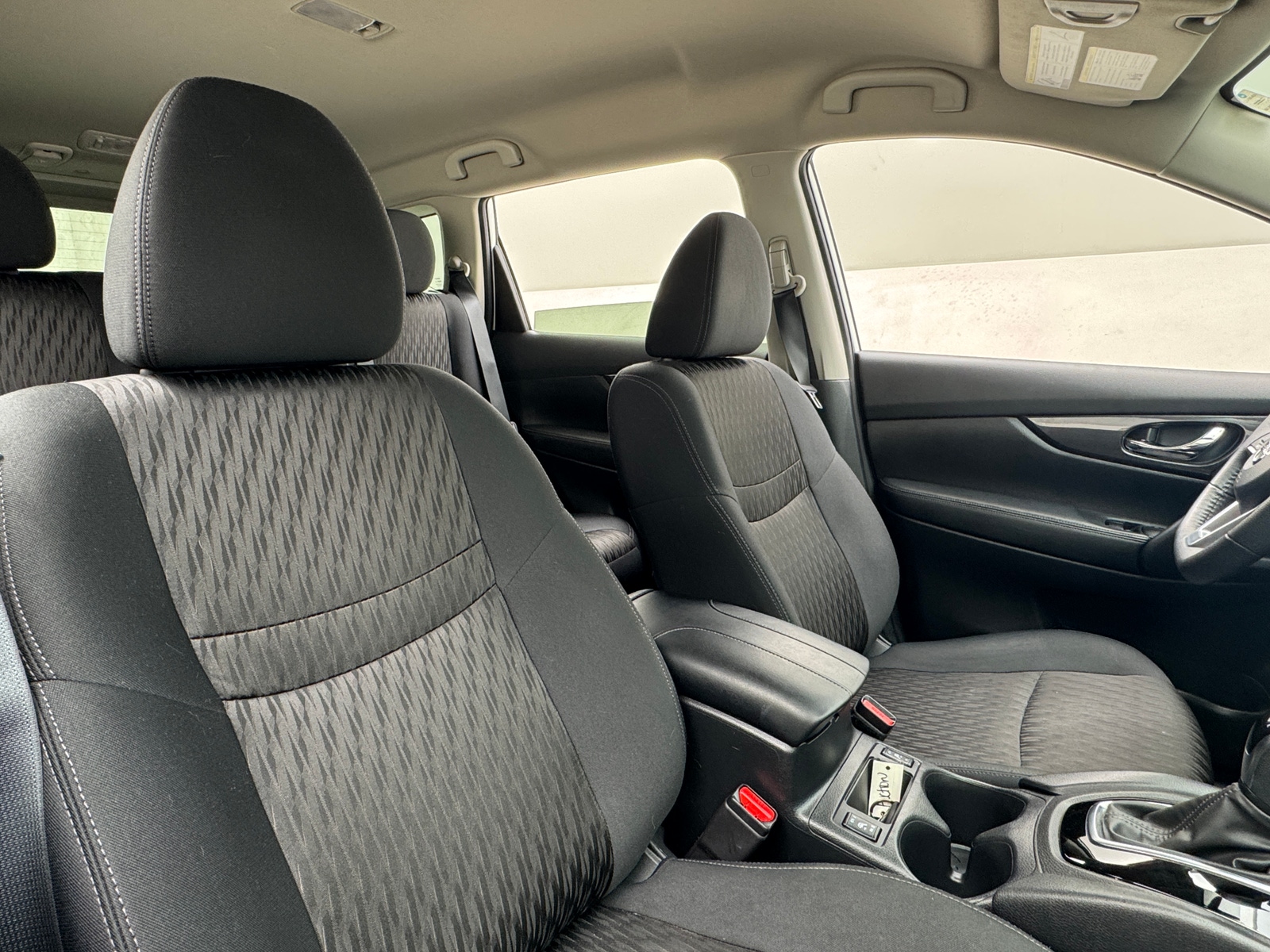 Thumbnail: 2020 Nissan Rogue - 2