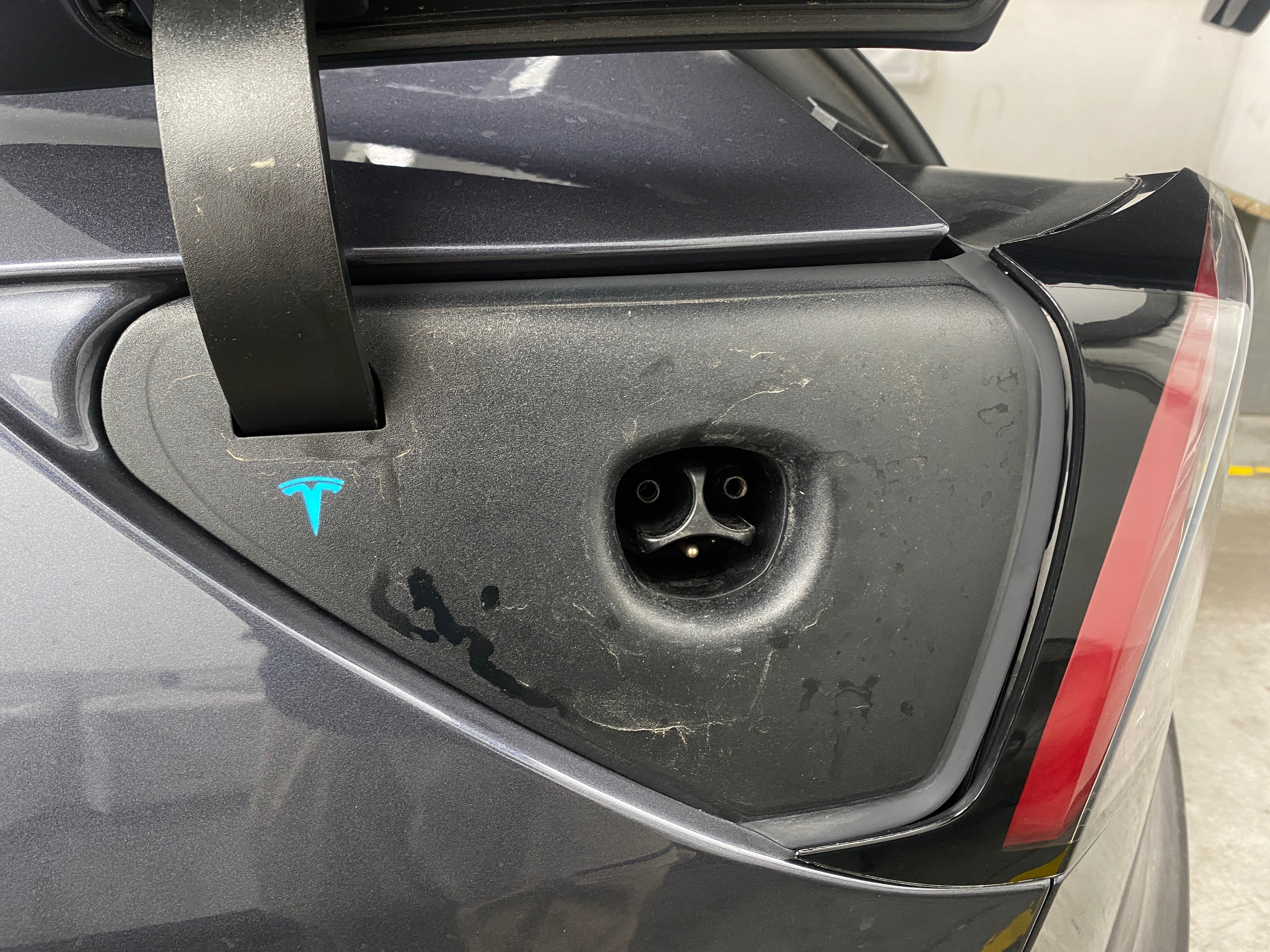 Used 2021 Tesla Model 3 Base with VIN 5YJ3E1EA4MF873117 for sale in Oak Creek, WI