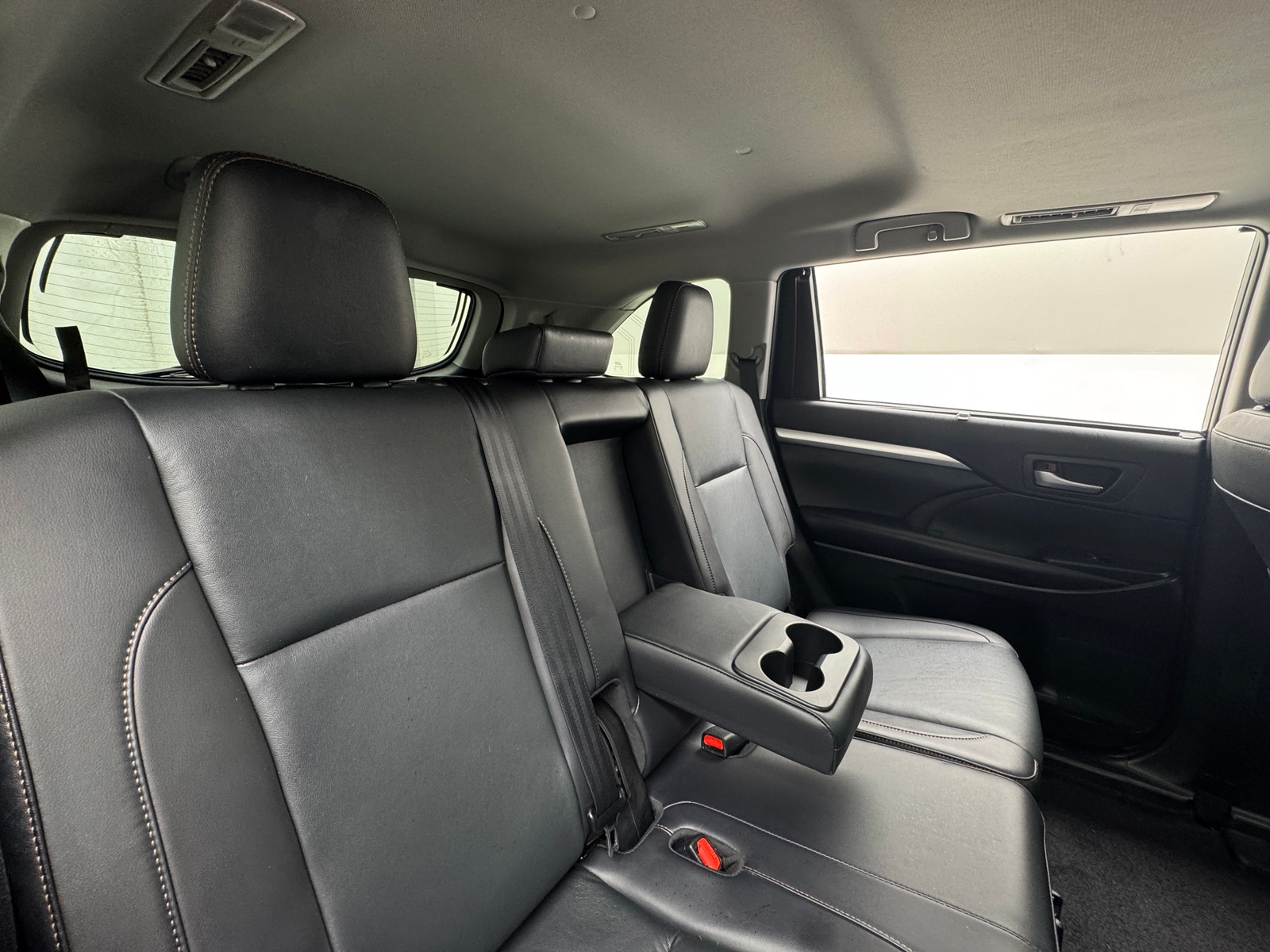 Thumbnail: 2019 Toyota Highlander - 5