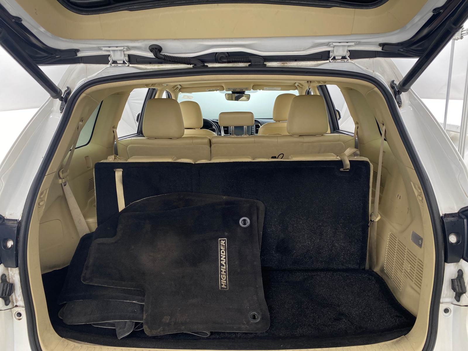 Thumbnail: 2019 Toyota Highlander - 6