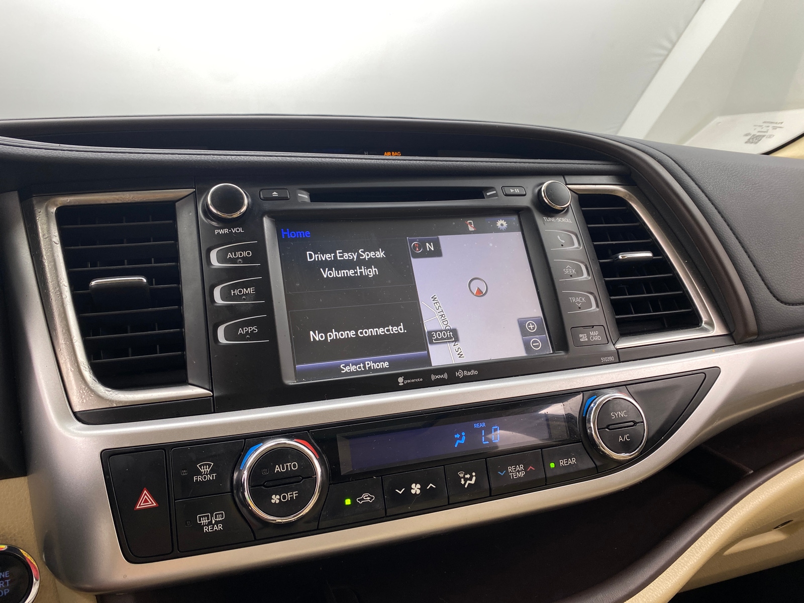 Thumbnail: 2019 Toyota Highlander - 3