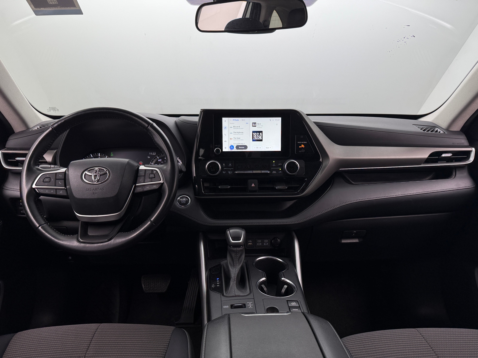 Thumbnail: 2023 Toyota Highlander - 3