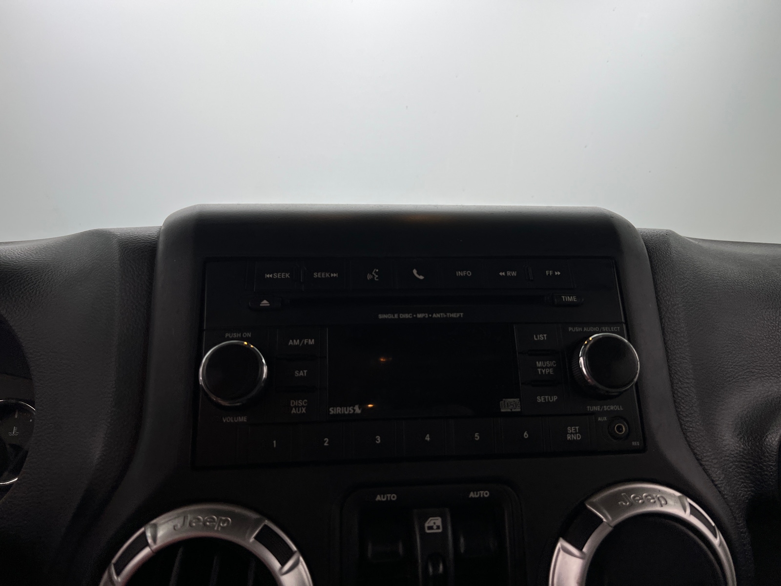 Thumbnail: 2018 Jeep Wrangler - 4