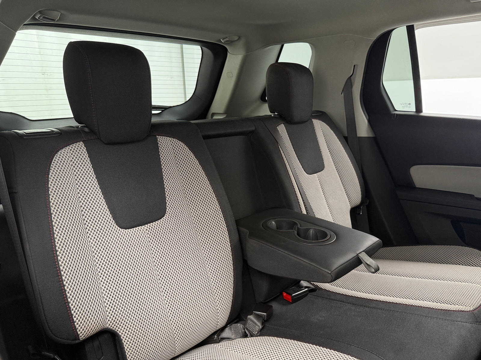 Thumbnail: 2017 GMC Terrain - 6