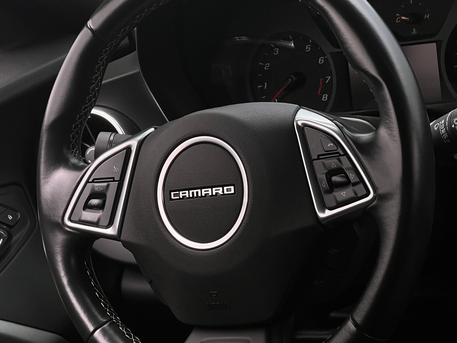Thumbnail: 2017 Chevrolet Camaro - 5