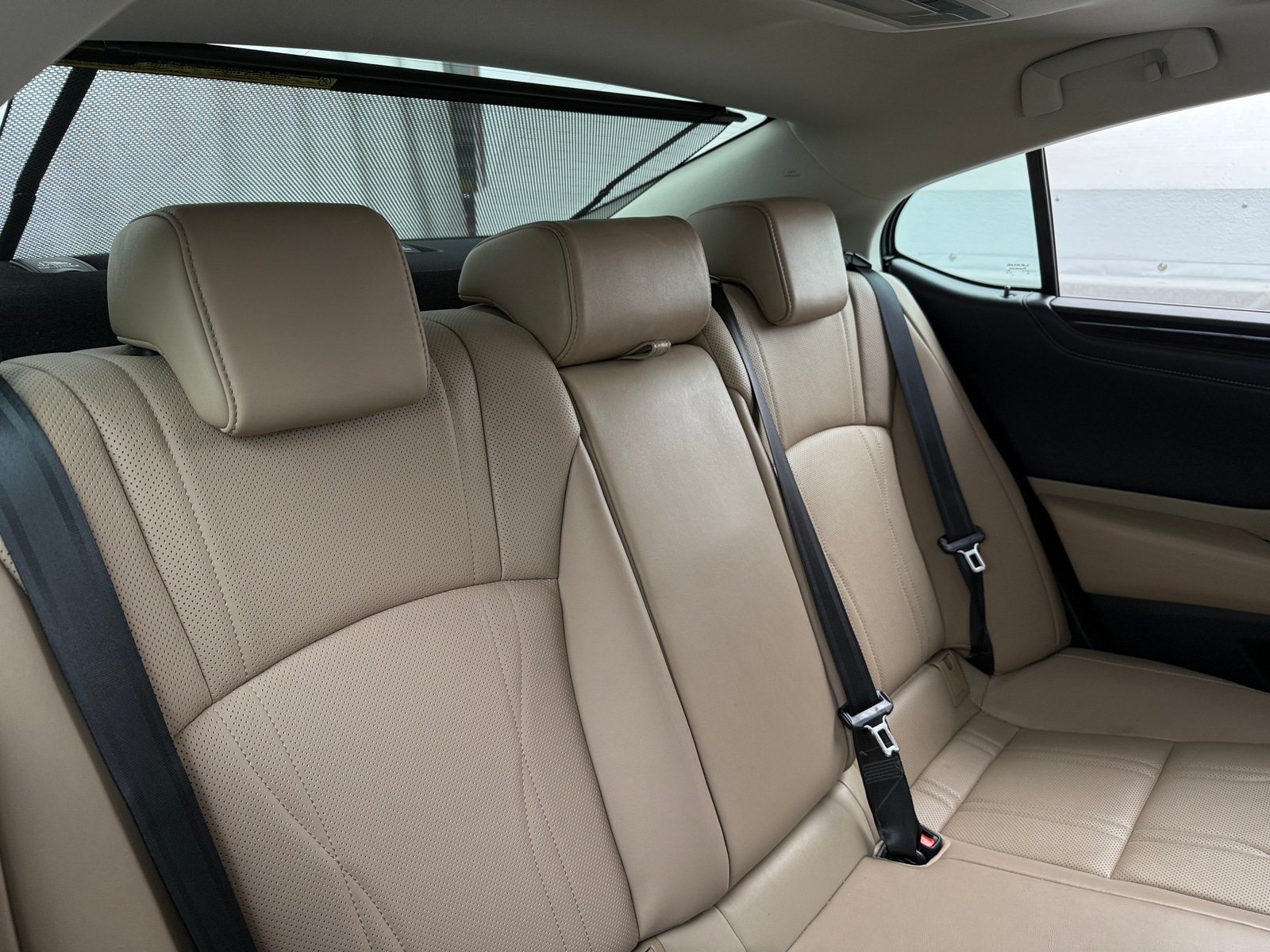 Thumbnail: 2019 Lexus ES - 5