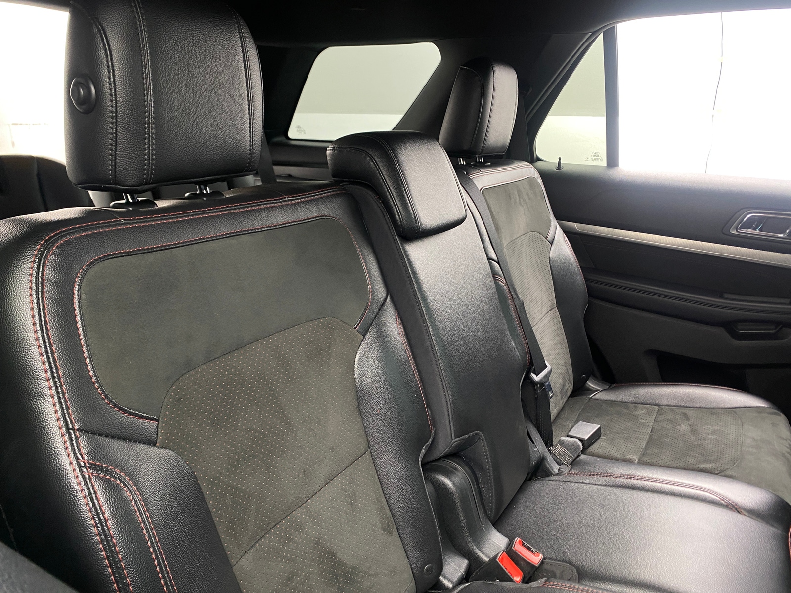 Thumbnail: 2018 Ford Explorer - 6