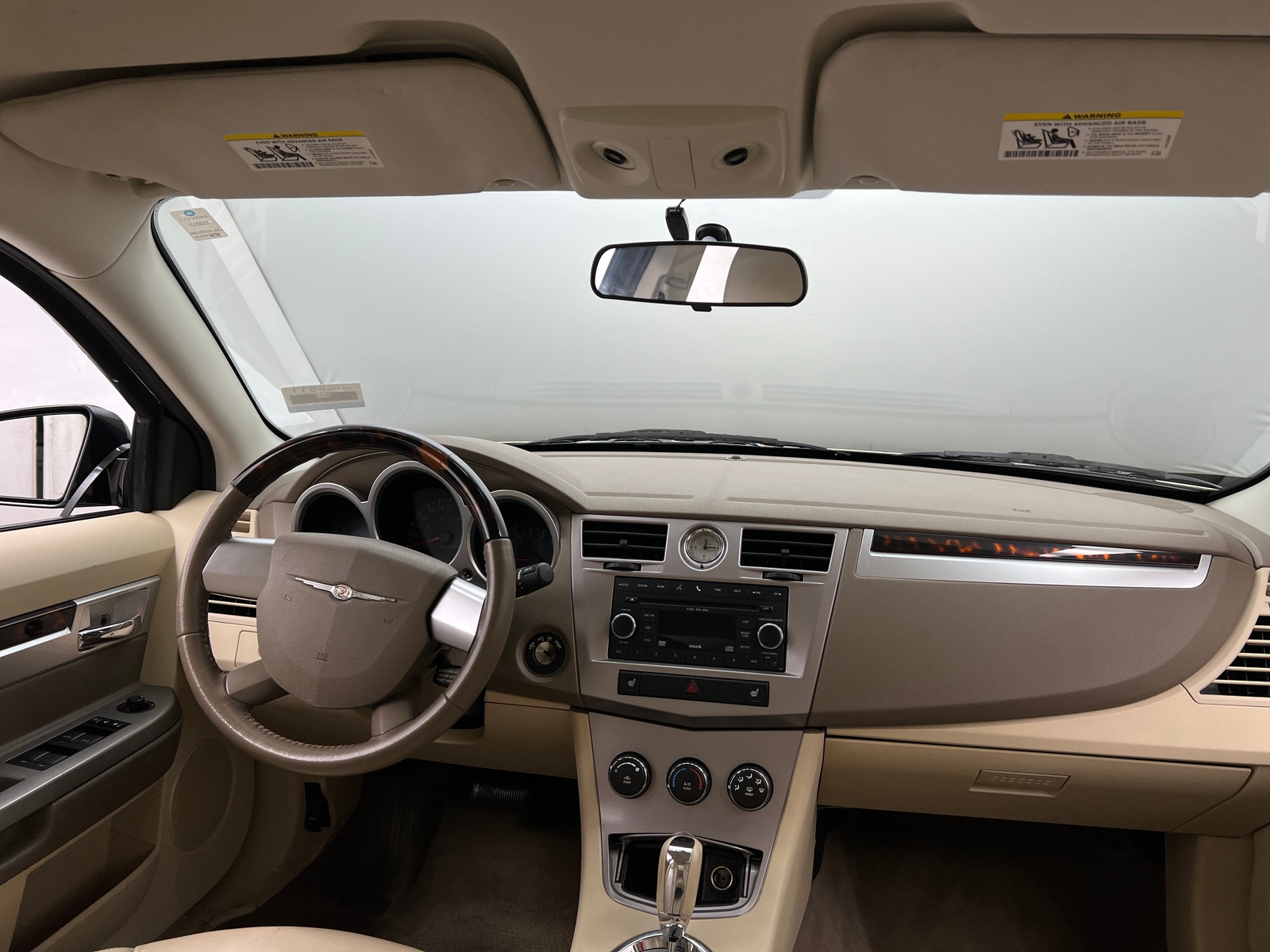 Thumbnail: 2010 Chrysler Sebring - 2