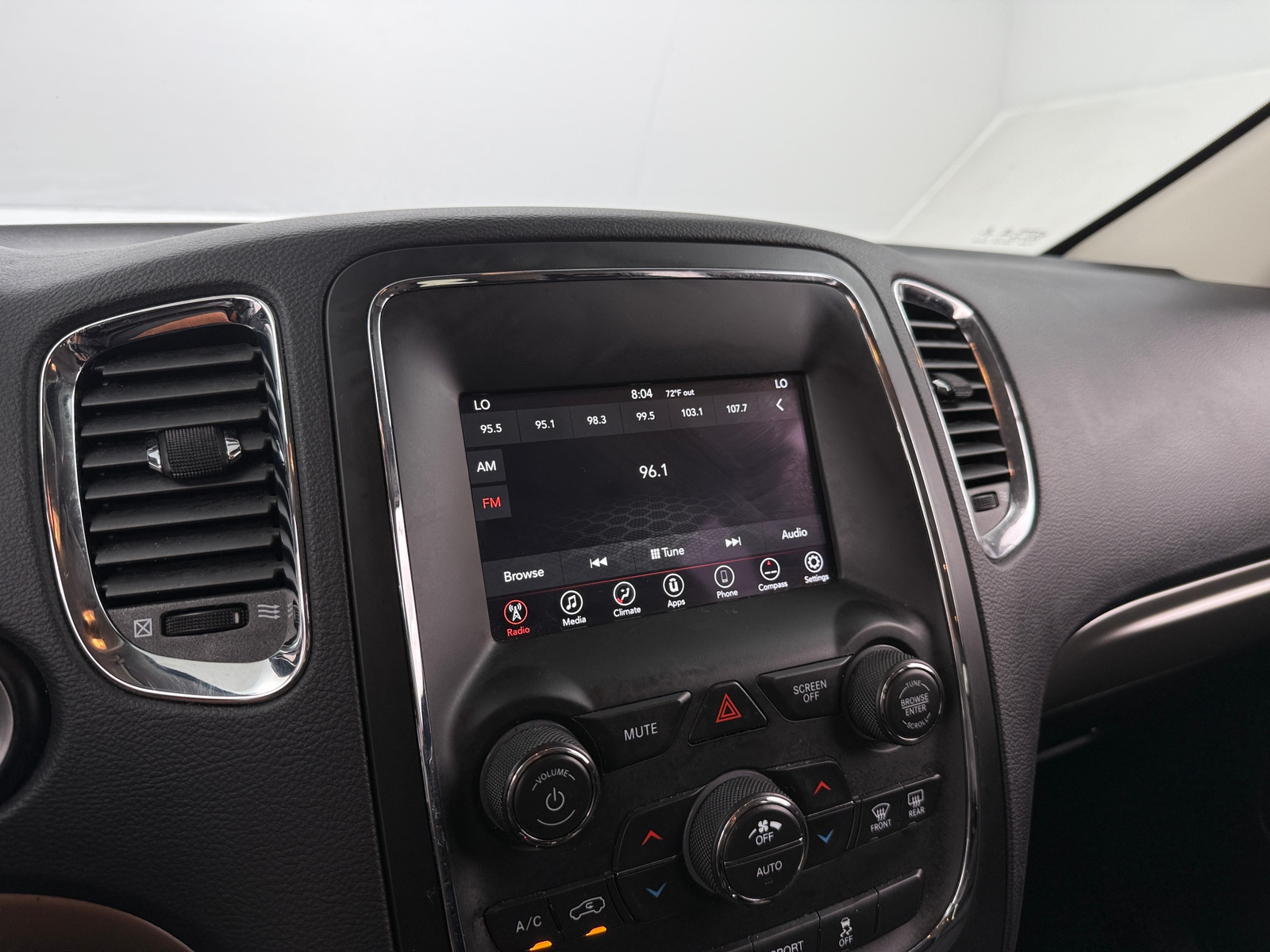 Thumbnail: 2018 Dodge Durango - 4