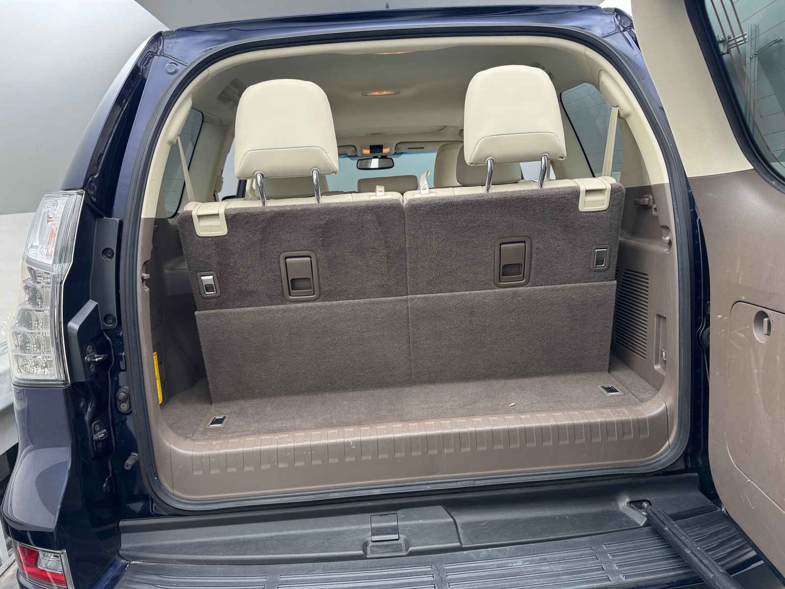 Thumbnail: 2018 Lexus GX - 7