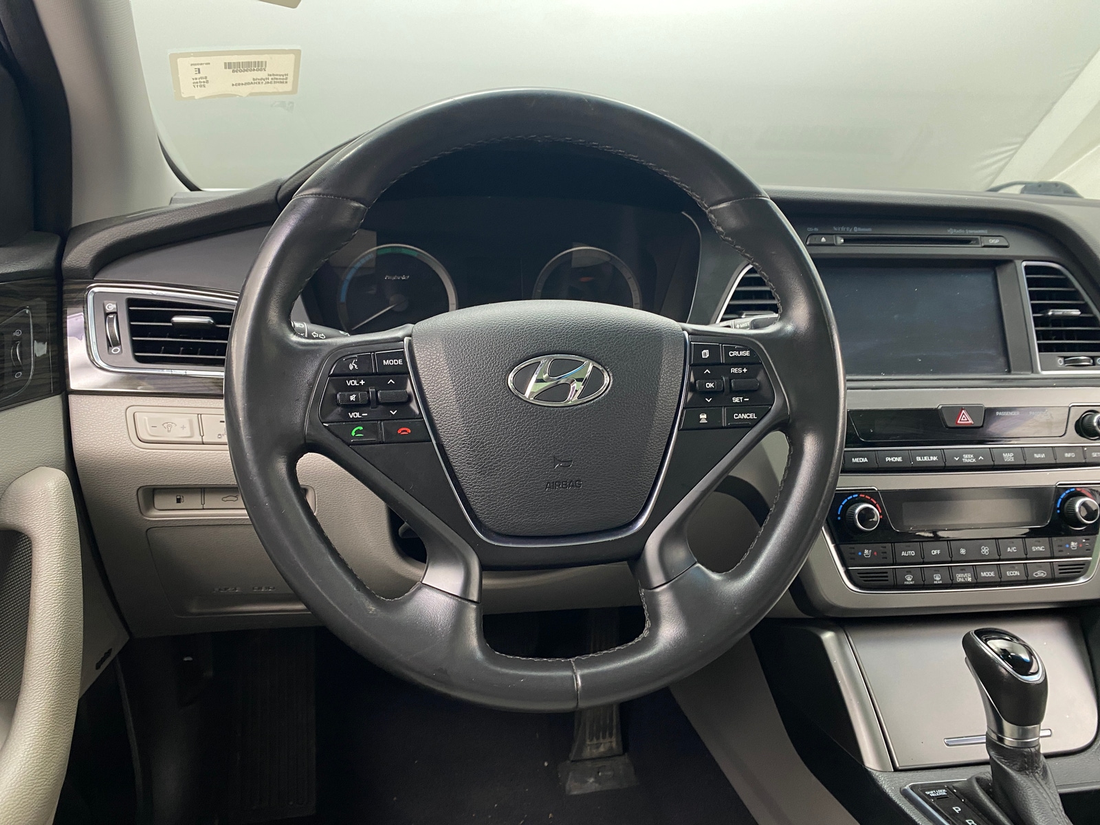 Thumbnail: 2017 Hyundai Sonata - 4