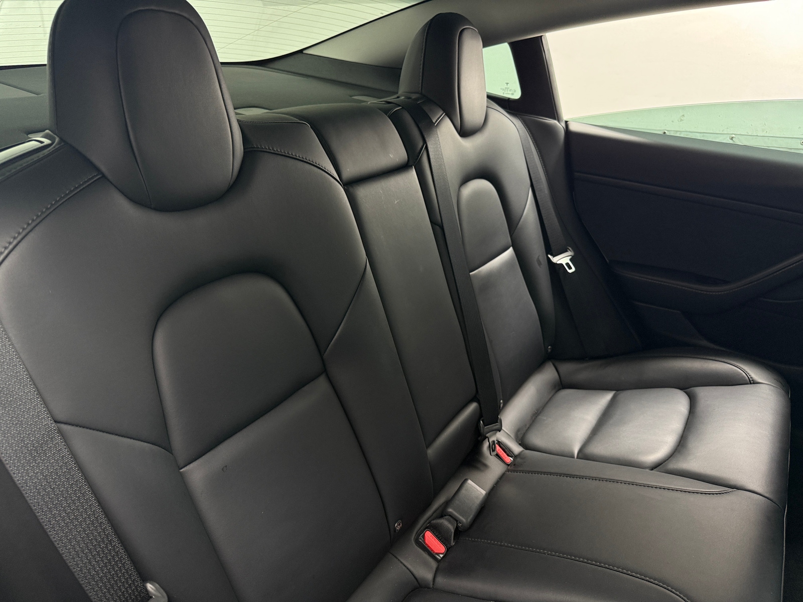 Thumbnail: 2022 Tesla Model 3 - 5