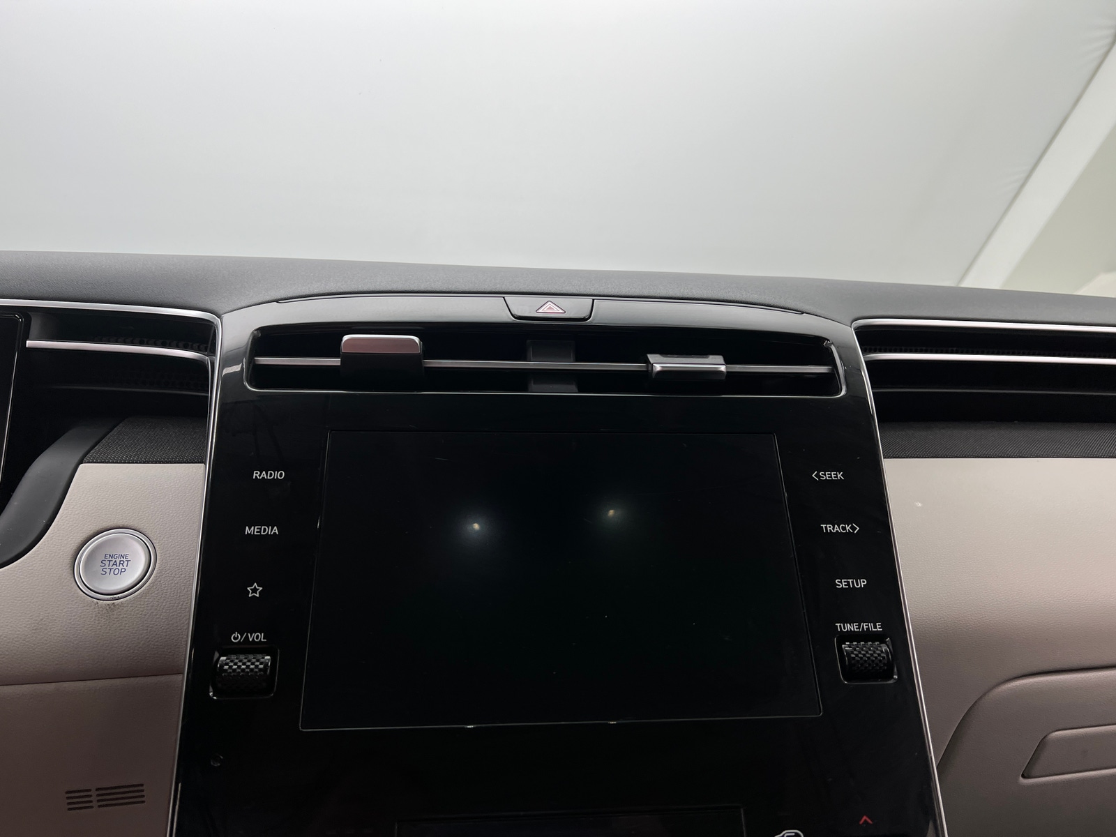Thumbnail: 2022 Hyundai Tucson - 4