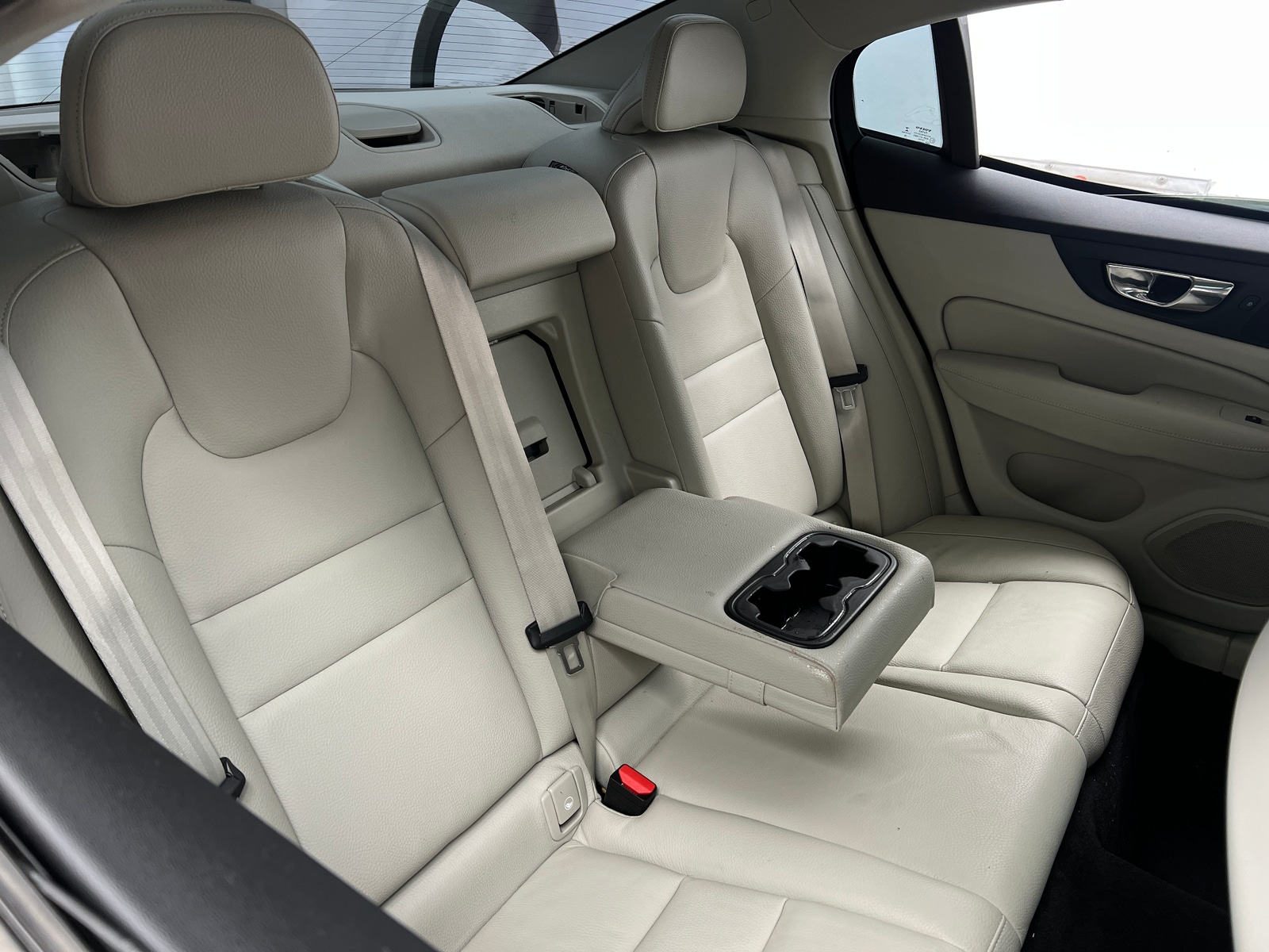 Thumbnail: 2019 Volvo S60 - 5