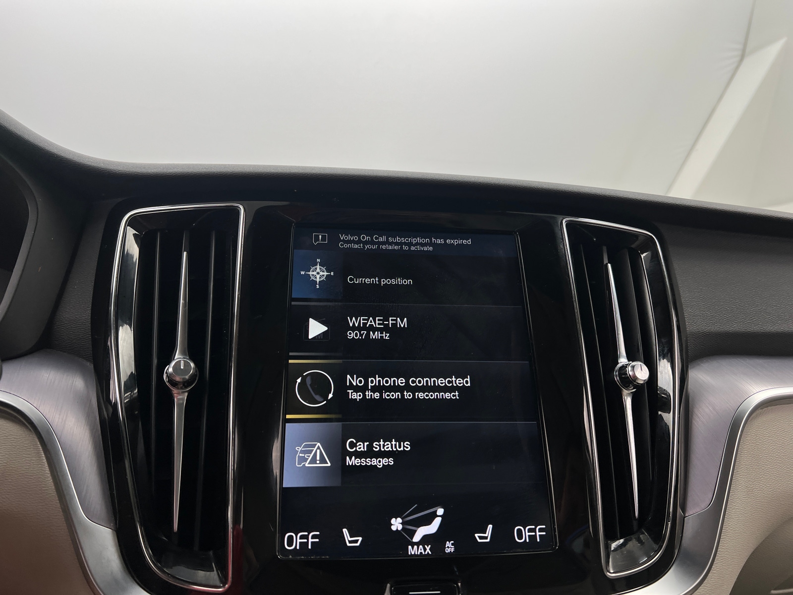 Thumbnail: 2019 Volvo S60 - 3