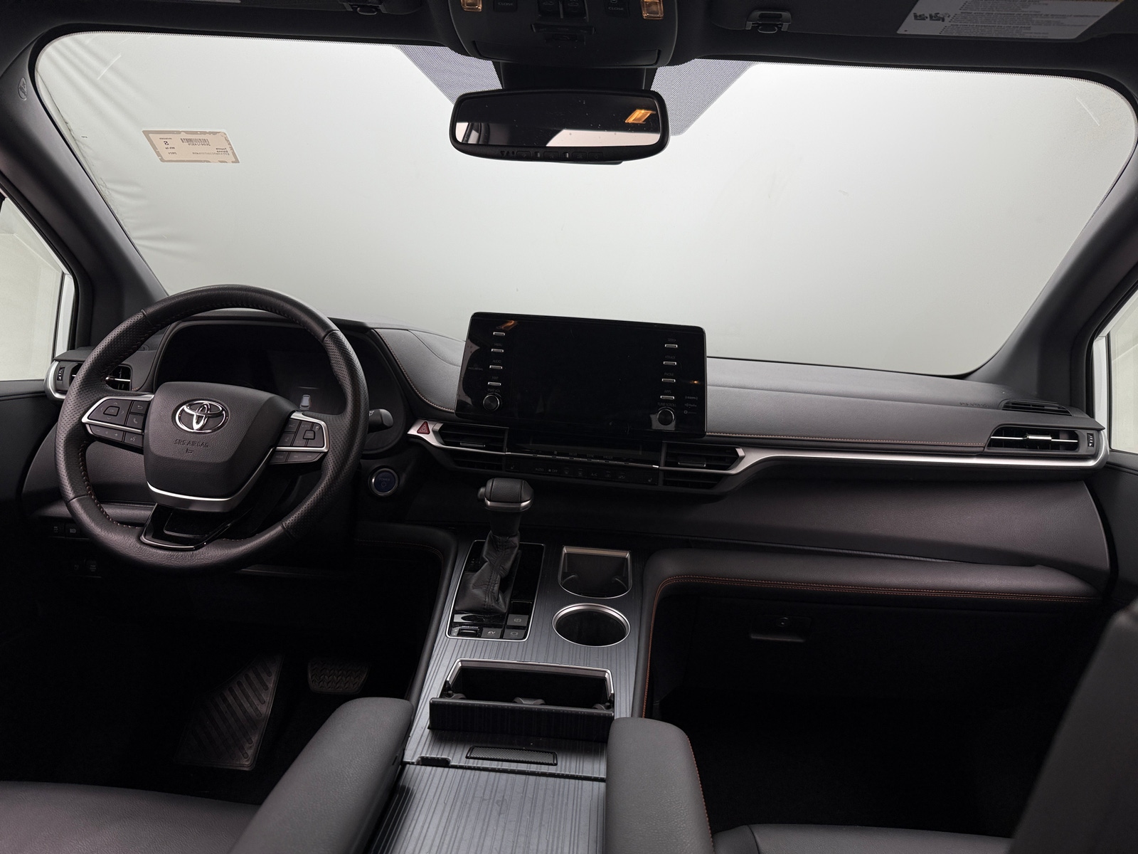 Thumbnail: 2021 Toyota Sienna - 2