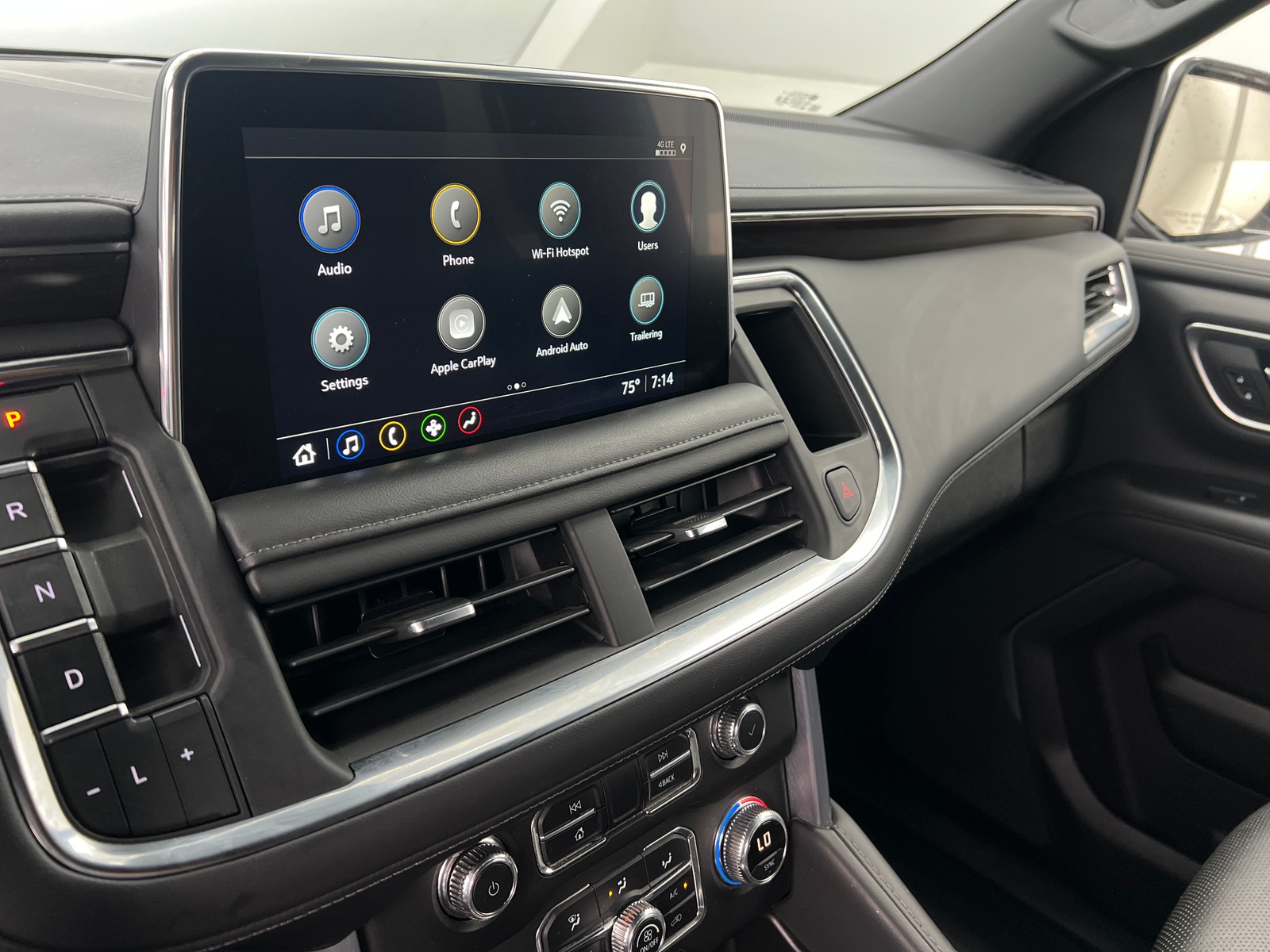 Thumbnail: 2021 GMC Yukon XL - 4