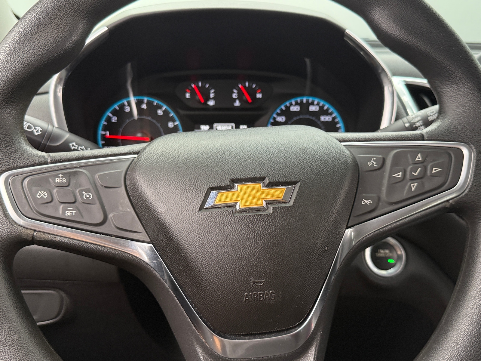 Thumbnail: 2018 Chevrolet Equinox - 5