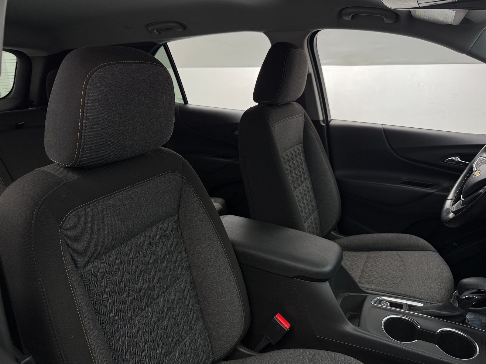 Thumbnail: 2022 Chevrolet Equinox - 2