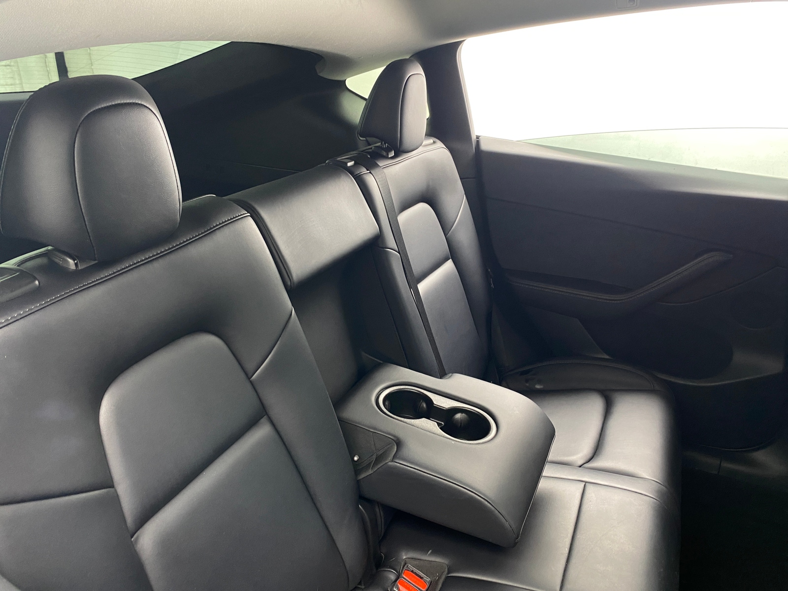 Thumbnail: 2022 Tesla Model Y - 4