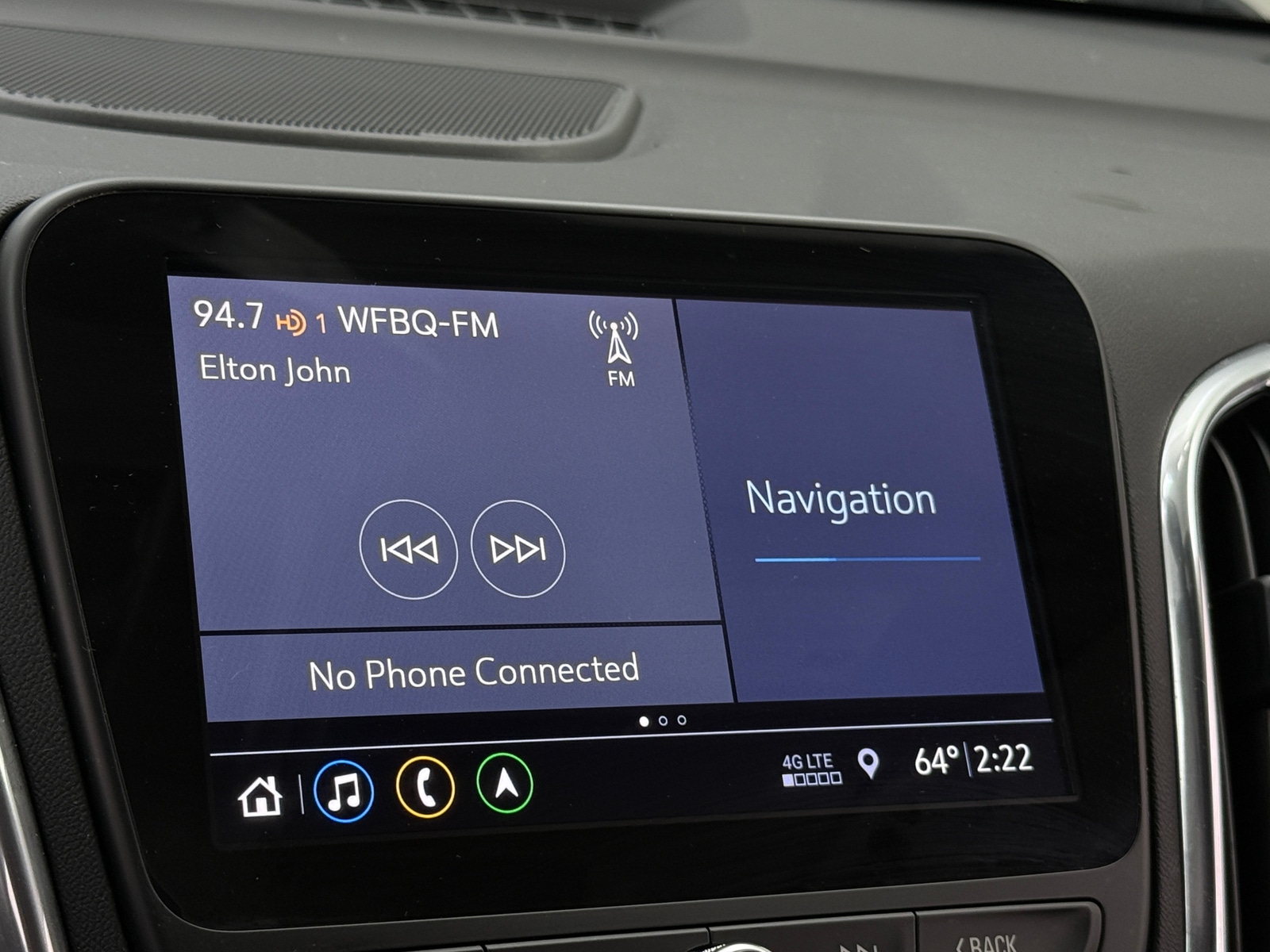 Thumbnail: 2019 Chevrolet Equinox - 3