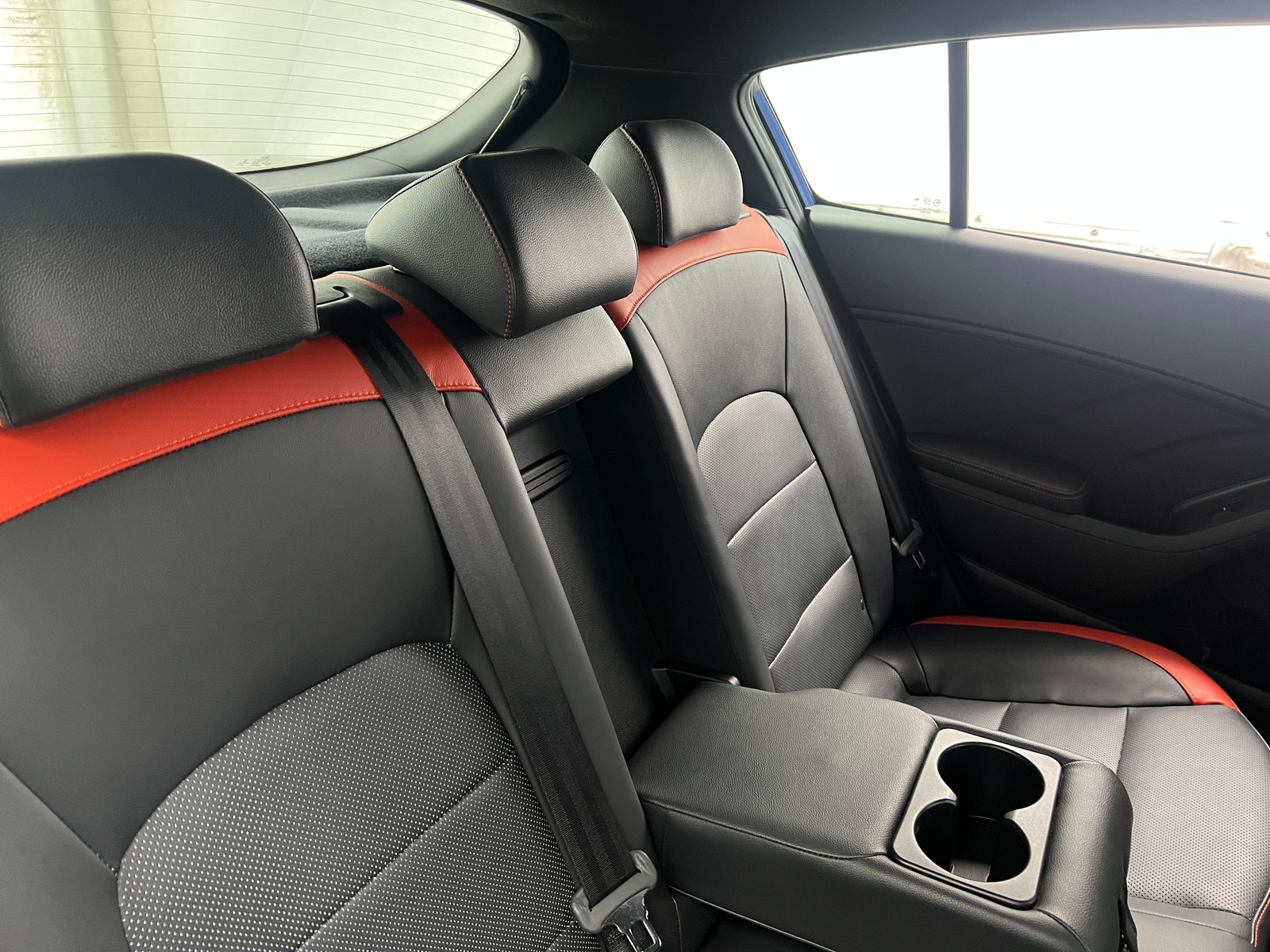 Thumbnail: 2017 Kia Forte - 5