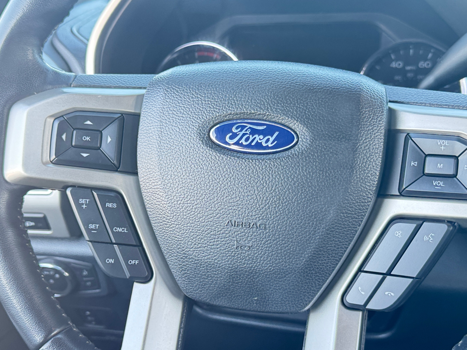 Thumbnail: 2022 Ford Econoline - 5