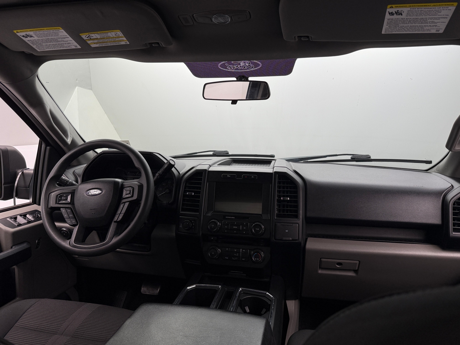 Thumbnail: 2018 Ford Econoline - 3